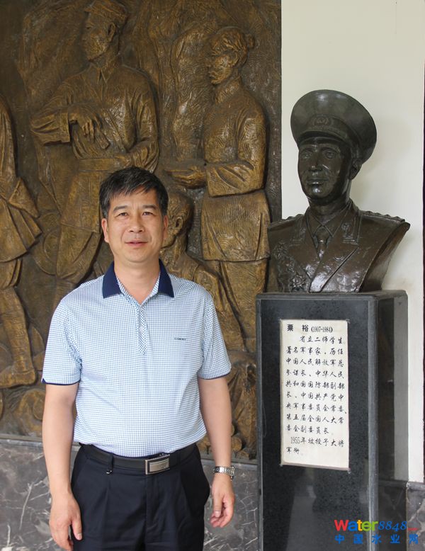 清華大學(xué)環(huán)境學(xué)院副院長(zhǎng)左劍惡教授回母校講學(xué)
